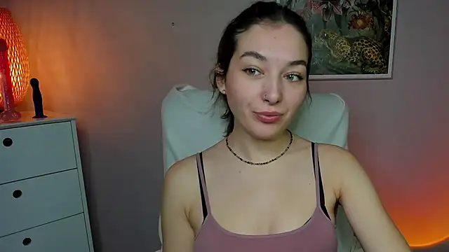 Snapshot of Meagn_Extasy chatting on October 23, 6:45 am Meagn Extasy online show from October 23, 6:45 am