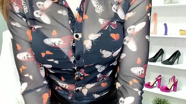 Snapshot of Meagn_Extasy chatting on February 19, 8:43 am Meagn Extasy online show from February 19, 8:43 am