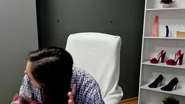 Snapshot of Meagn_Extasy chatting on February 26, 7:40 am Meagn Extasy online show from February 26, 7:40 am