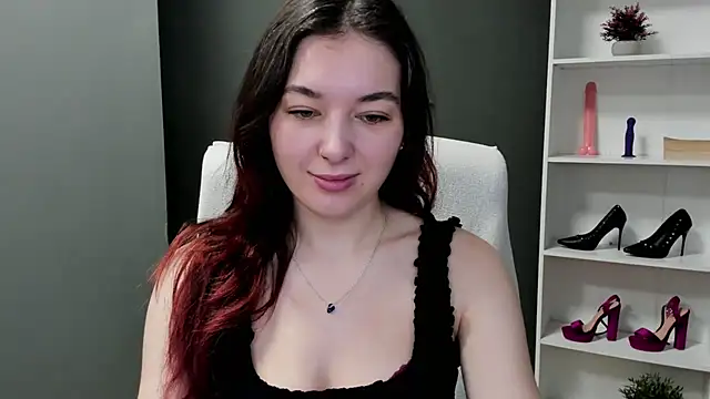 Snapshot of Meagn_Extasy chatting on March 3, 7:47 am Meagn Extasy online show from March 3, 7:47 am