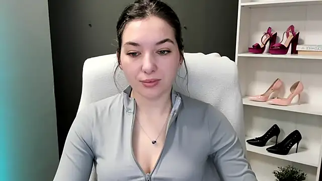 Snapshot of Meagn_Extasy chatting on April 6, 6:36 am Meagn Extasy online show from April 6, 6:36 am