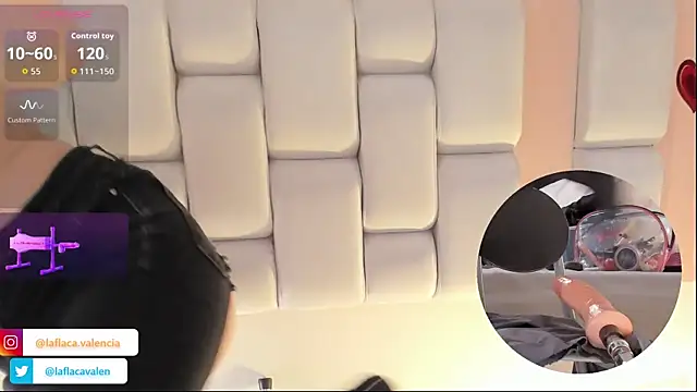 Snapshot of AndreaValencia chatting on September 25, 8:01 pm AndreaValencia online show from September 25, 8:01 pm