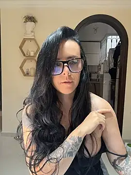 AndreaValencia online show from June 29, 9:37 pm
