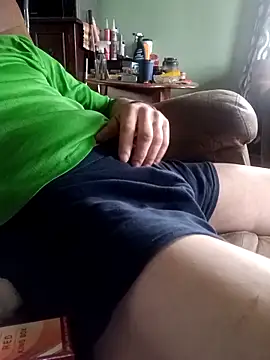 Bigloggz online show from March 11, 5:08 pm