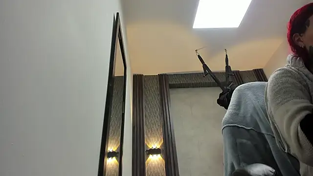 selene red  online show from February 24, 12:19 am