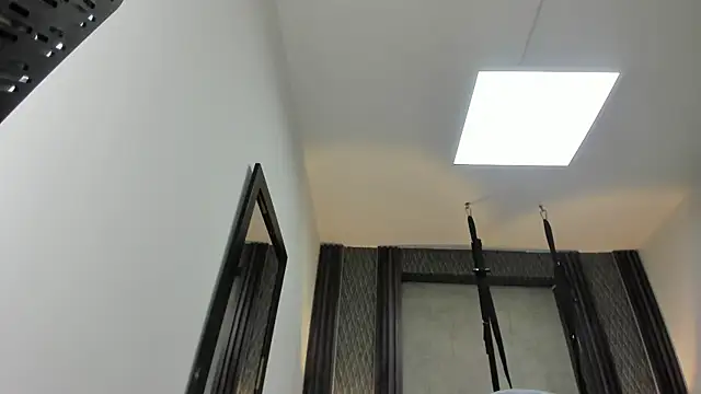 selene red  online show from May 10, 2:06 am