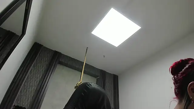 selene red  online show from June 11, 1:16 am