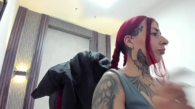 selene red  online show from June 28, 2:28 am