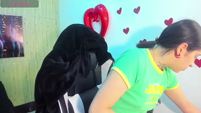 Snapshot of Bonnye_star chatting on March 14, 3:34 am Bonnye star online show from March 14, 3:34 am