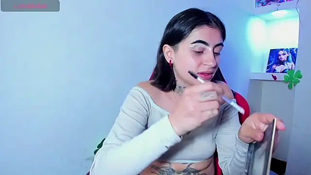 Snapshot of Bonnye_star chatting on April 1, 3:18 am Bonnye star online show from April 1, 3:18 am