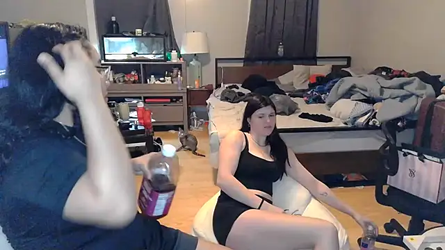 Elliewgfs online show from March 14, 1:59 am