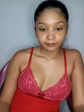 Snapshot of heleny901 chatting on November 13, 4:33 am heleny901 online show from November 13, 4:33 am