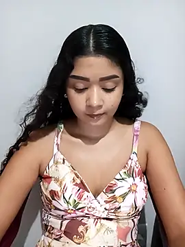 Snapshot of heleny901 chatting on November 21, 8:40 pm heleny901 online show from November 21, 8:40 pm