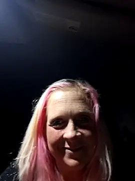 chubby british blonde uk online show from February 8, 2:59 am