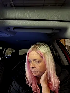 chubby british blonde uk online show from February 9, 1:26 pm