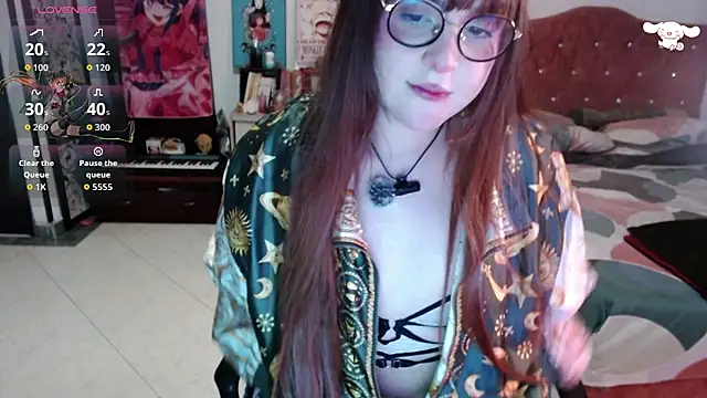 Snapshot of Avril2001 chatting on February 26, 3:16 am Avril2001 online show from February 26, 3:16 am