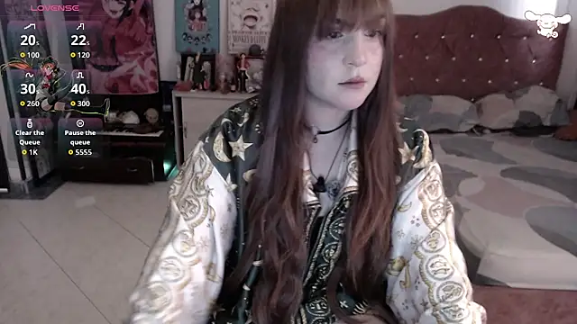 Avril2001 online show from July 17, 8:46 pm