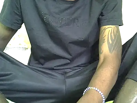 Delicious-D online show from May 16, 6:32 am