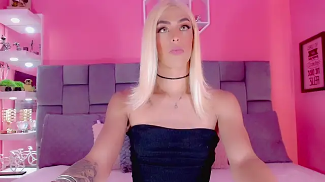 AlanaBekeer online show from February 1, 7:55 pm