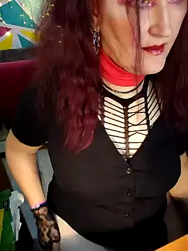 SabrinaXlovess online show from December 14, 5:25 pm