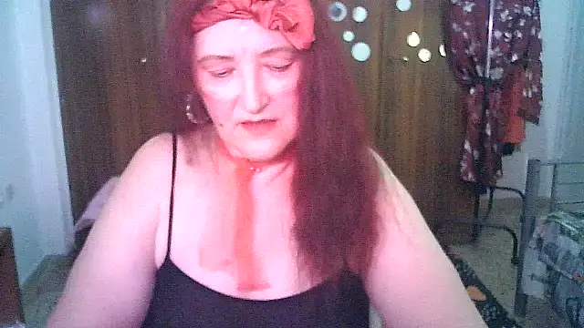 SabrinaXlovess online show from July 4, 5:19 pm