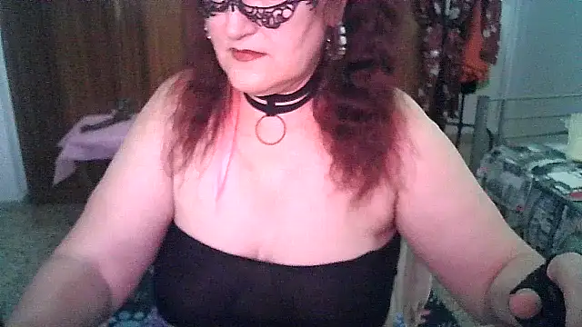 SabrinaXlovess online show from July 12, 5:15 pm
