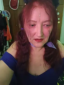 SabrinaXlovess online show from July 31, 6:40 pm