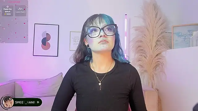 Sweet Namii online show from November 24, 7:46 pm