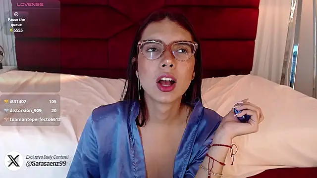 Snapshot of sara_saenz99 chatting on December 28, 10:44 pm sara saenz99 online show from December 28, 10:44 pm