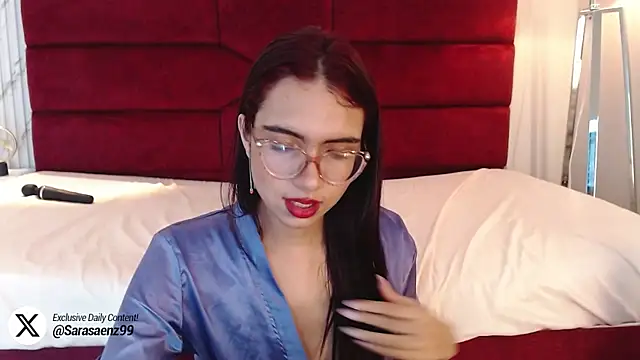 Snapshot of sara_saenz99 chatting on December 29, 10:36 pm sara saenz99 online show from December 29, 10:36 pm