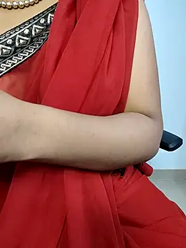 Snapshot of VR_here_4U chatting on October 2, 6:15 pm VR here 4U online show from October 2, 6:15 pm