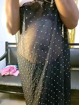 VR here 4U online show from July 28, 9:25 pm