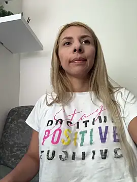 DollMagguie online show from January 30, 8:42 pm