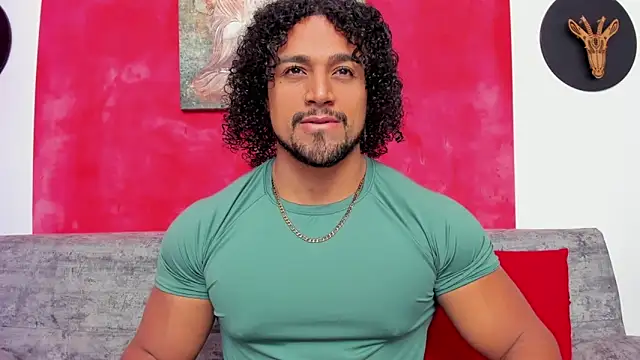 Snapshot of MikeEstevess chatting on January 15, 12:25 pm MikeEstevess online show from January 15, 12:25 pm