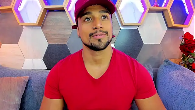 Snapshot of MikeEstevess chatting on February 6, 11:54 am MikeEstevess online show from February 6, 11:54 am