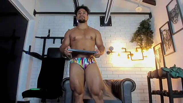 Snapshot of MikeEstevess chatting on March 10, 12:51 am MikeEstevess online show from March 10, 12:51 am