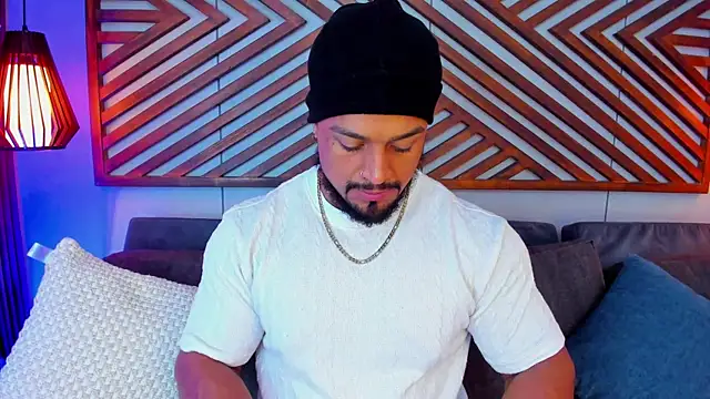 MikeEstevess online show from July 13, 7:11 am