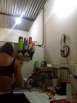 Snapshot of Andreita_95 chatting on November 10, 3:00 pm Andreita 95 online show from November 10, 3:00 pm