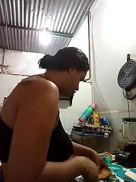 Snapshot of Andreita_95 chatting on November 14, 11:53 am Andreita 95 online show from November 14, 11:53 am