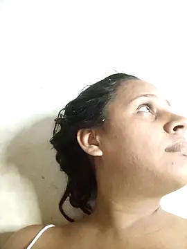 Snapshot of Andreita_95 chatting on November 19, 9:26 pm Andreita 95 online show from November 19, 9:26 pm