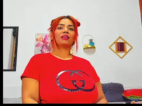 Snapshot of AnahiSmitth chatting on March 13, 1:10 am AnahiSmitth online show from March 13, 1:10 am