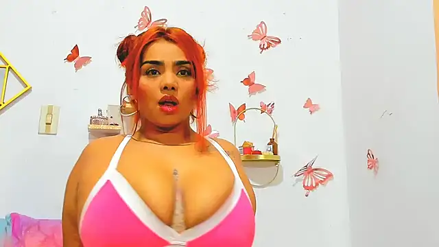 Snapshot of AnahiSmitth chatting on September 27, 8:03 pm AnahiSmitth online show from September 27, 8:03 pm