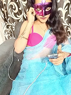 REVA DARLING online show from April 5, 11:18 am