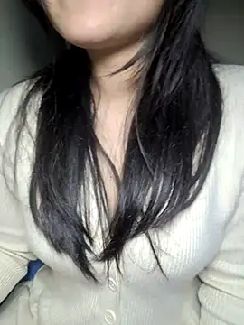 Snapshot of Athena20001 chatting on February 13, 8:24 pm Athena20001 online show from February 13, 8:24 pm