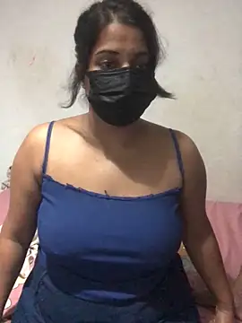 Snapshot of NOORA-GIRL chatting on February 17, 9:41 pm NOORA-GIRL online show from February 17, 9:41 pm