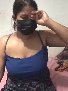 Snapshot of NOORA-GIRL chatting on February 18, 1:32 am NOORA-GIRL online show from February 18, 1:32 am