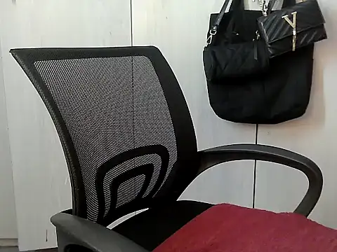 Destiny Desire online show from September 26, 1:59 pm