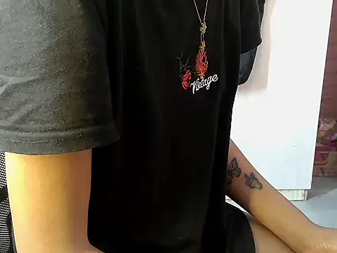 Destiny Desire online show from November 20, 12:27 pm