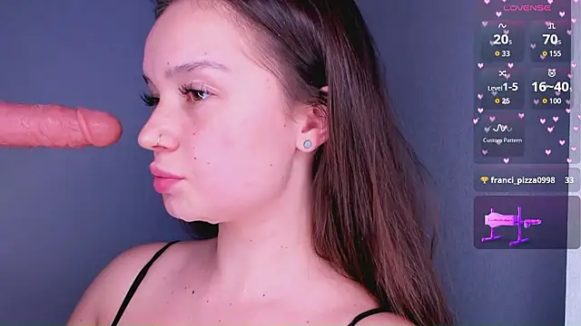 Snapshot of bitchpeace_ chatting on February 15, 8:05 pm bitchpeace online show from February 15, 8:05 pm