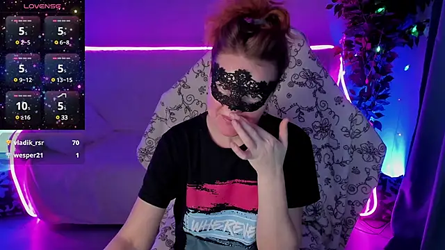 Sexy-Housewife online show from December 7, 12:08 am